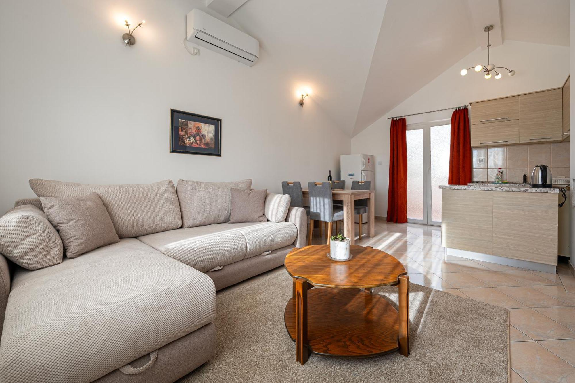 Vladivostok Apartments Tivat Bagian luar foto