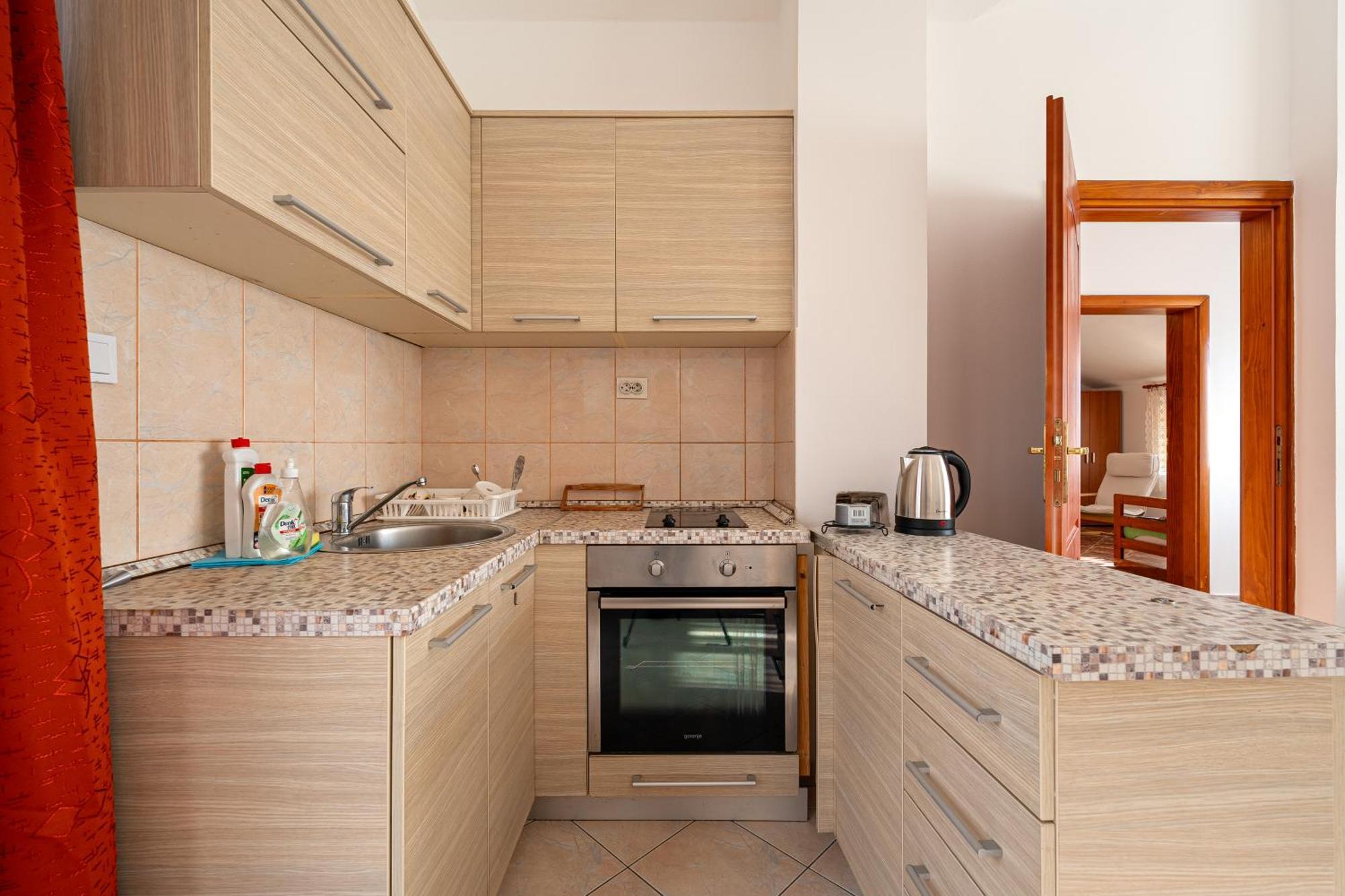 Vladivostok Apartments Tivat Bagian luar foto