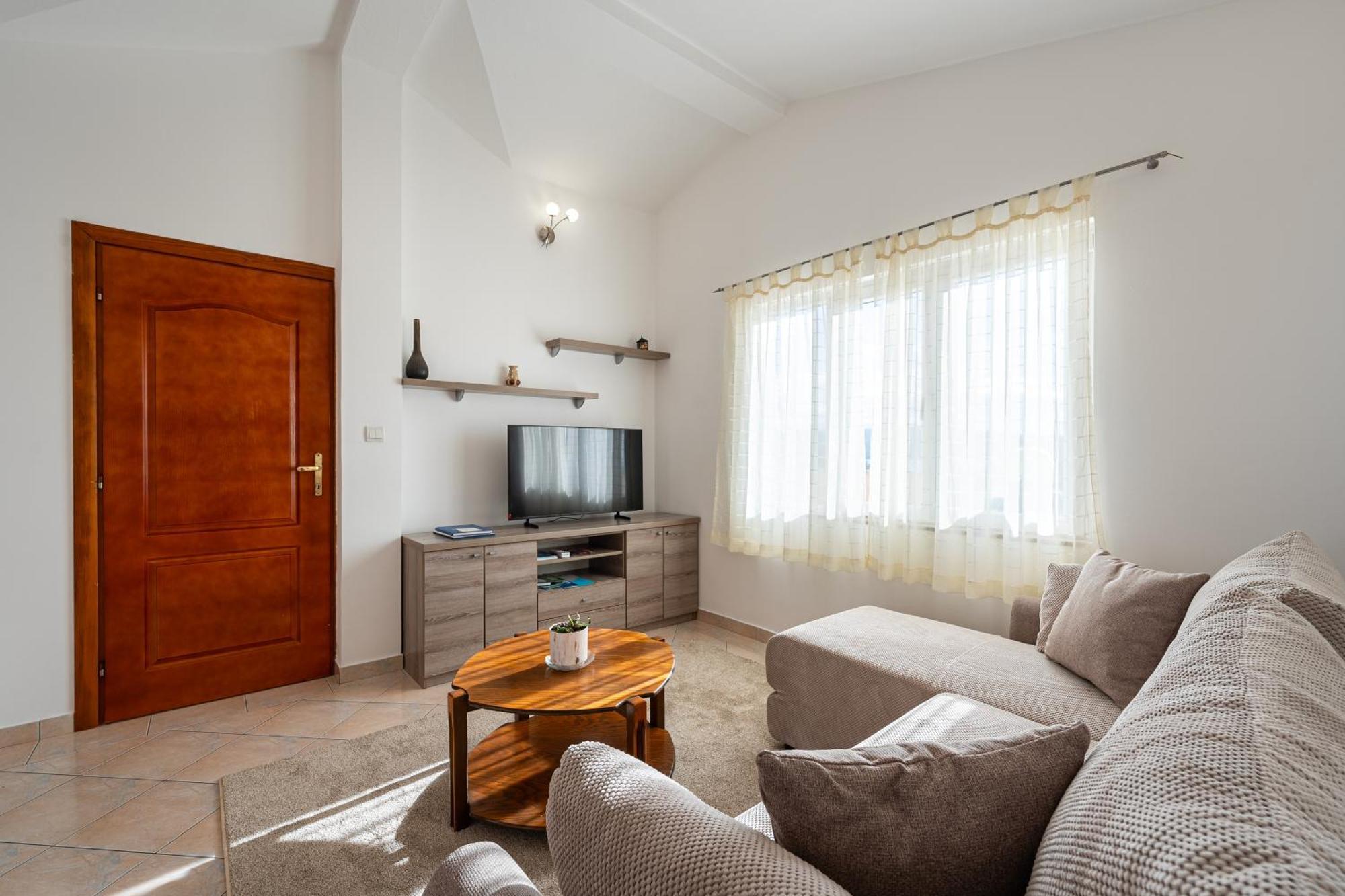 Vladivostok Apartments Tivat Bagian luar foto